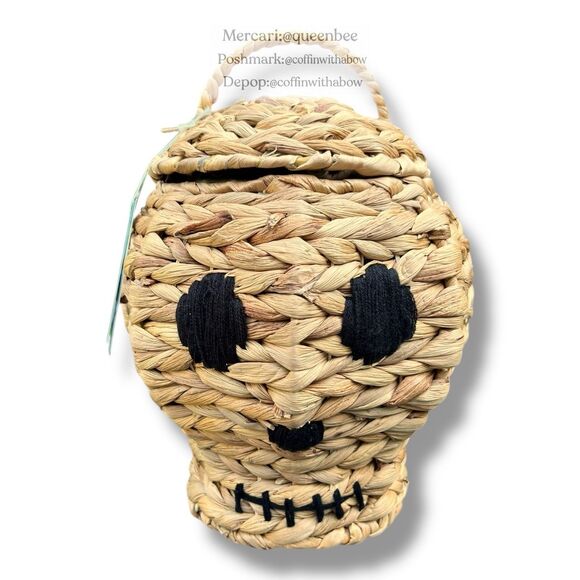 Skull Shaped Woven Basket with Lid Boho Halloween Decor - Picture 1 of 7
